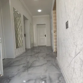 In Khirdalan 70.0 m² house with 3.0 rooms is for sale - Image 7