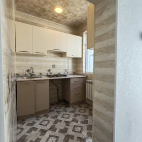 In Khirdalan 70.0 m² house with 3.0 rooms is for sale - Image 8