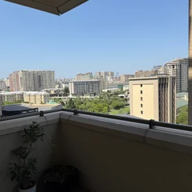 In Baku 140.0 m² apartment is for rent - Image 3