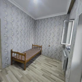 In Baku 64.0 m² house with 3.0 rooms is for rent - Image 4