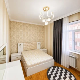 In Baku 102.0 m² apartment is for sale - Image 3