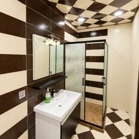 In Baku 102.0 m² apartment is for sale - Image 9