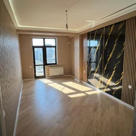 In Baku 151.0 m² apartment is for sale - Image 4