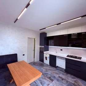 In Baku 120.0 m² apartment is for sale - Image 4