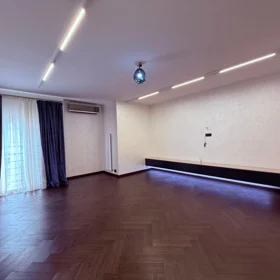 In Baku 120.0 m² apartment is for sale - Image 8