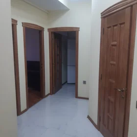 In Baku 70.0 m² apartment is for rent - Image 6