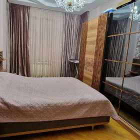 In Baku 125.0 m² apartment is for sale - Image 2