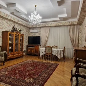 In Baku 125.0 m² apartment is for sale - Image 5