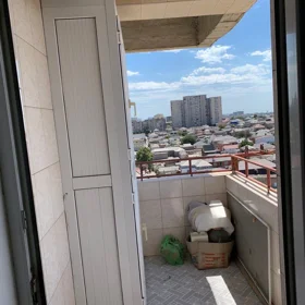 In Baku 120.0 m² apartment is for sale - Image 3