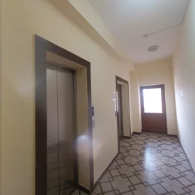 In Baku 50.0 m² apartment is for sale - Image 2