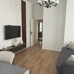 In Baku 85.0 m² apartment is for rent - Image 3