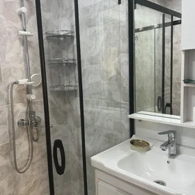 In Baku 85.0 m² apartment is for rent - Image 10