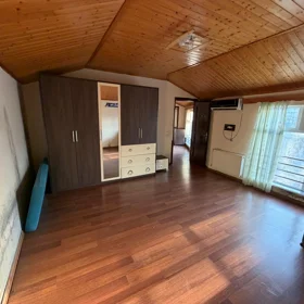 In Baku 300.0 m² house with 5.0 rooms is for rent - Image 10
