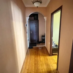 In Baku 70.0 m² apartment is for sale - Image 4