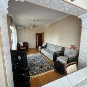In Baku 70.0 m² apartment is for sale - Image 10