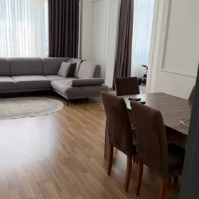 In Binəqədi rayonu 122.0 m² apartment is for sale - Image 3