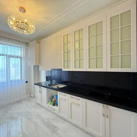 Baku-da 110.0 m2 mənzil kirayə verilir