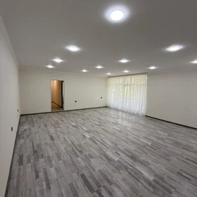 In Baku 80.0 m² commercial is for rent - Image 2