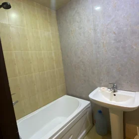 In Baku 50.0 m² apartment is for rent - Image 8