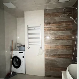 In Baku 90.0 m² apartment is for rent - Image 2