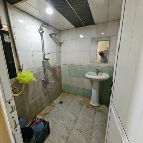 In Baku 45.0 m² apartment is for sale - Image 10