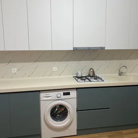 In Baku 110.0 m² apartment is for rent - Image 9