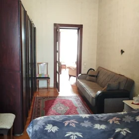 In Baku 75.0 m² apartment is for sale - Image 10