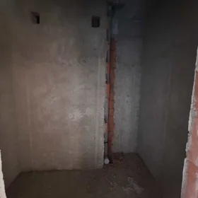 In Baku 114.0 m² apartment is for sale - Image 8
