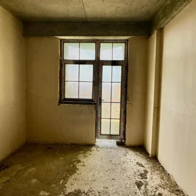 In Baku 144.0 m² apartment is for sale - Image 5