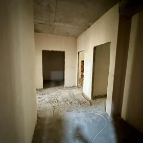 In Baku 144.0 m² apartment is for sale - Image 9