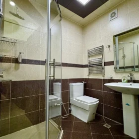 In Baku 65.0 m² apartment is for rent - Image 4