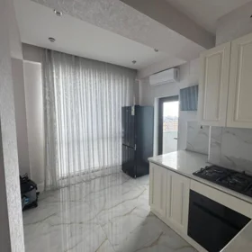 In Baku 75.0 m² apartment is for rent - Image 10