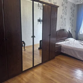 In Baku 145.0 m² apartment is for rent - Image 8