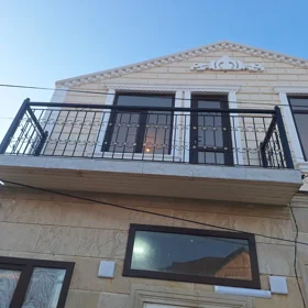 In Binəqədi rayonu 56.0 m² house with 4.0 rooms is for sale - Image 2