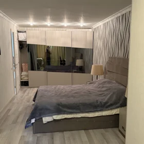 In Baku 80.0 m² apartment is for rent - Image 4