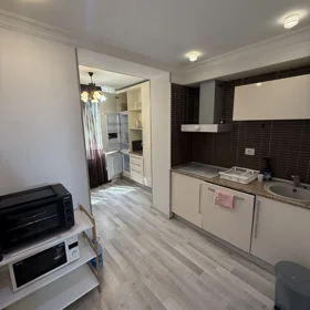 In Baku 80.0 m² apartment is for rent - Image 5