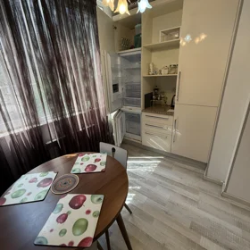In Baku 80.0 m² apartment is for rent - Image 7