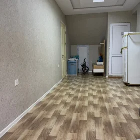 In nan 160.0 m² house with 4.0 rooms is for rent - Image 2