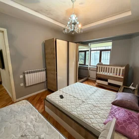 In nan 160.0 m² house with 4.0 rooms is for rent - Image 4