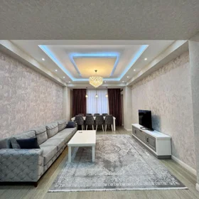 In Baku 160.0 m² apartment is for rent - Image 3