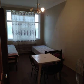 In Baku 90.0 m² apartment is for rent - Image 3