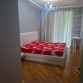 In Baku 125.0 m² apartment is for rent - Image 3