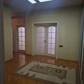In Baku 125.0 m² apartment is for rent - Image 7
