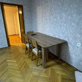 In Baku 70.0 m² apartment is for rent - Image 2