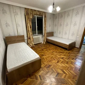 In Baku 70.0 m² apartment is for rent - Image 3