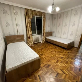 In Baku 70.0 m² apartment is for rent - Image 5