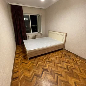 In Baku 70.0 m² apartment is for rent - Image 6