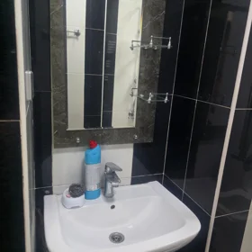 In Baku 80.0 m² apartment is for rent - Image 2
