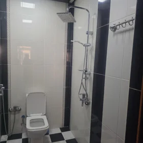 In Baku 80.0 m² apartment is for rent - Image 10