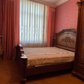 In Baku 90.0 m² apartment is for rent - Image 2